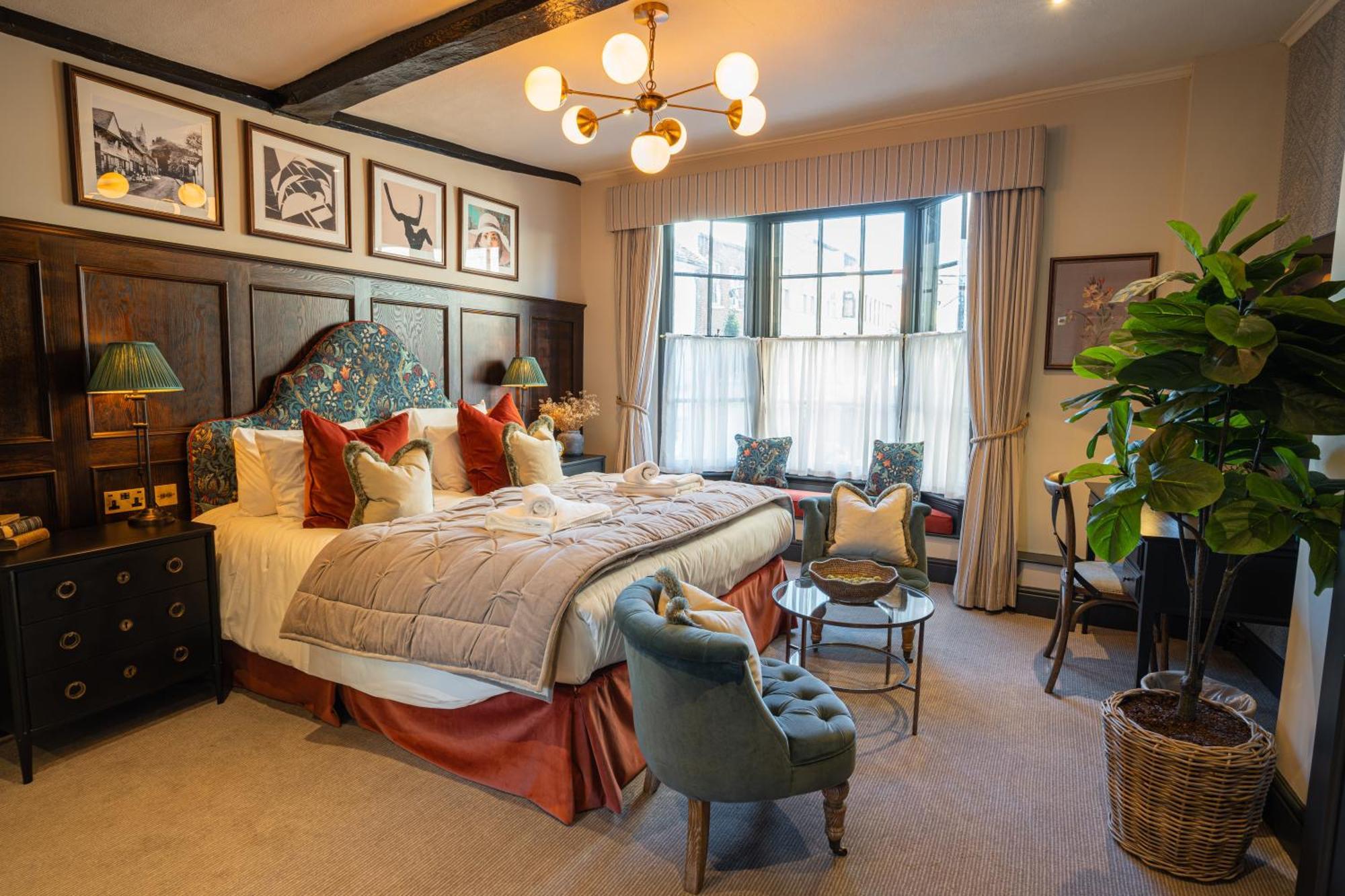 Salisbury Arms Hotel Хертфорд Екстериор снимка